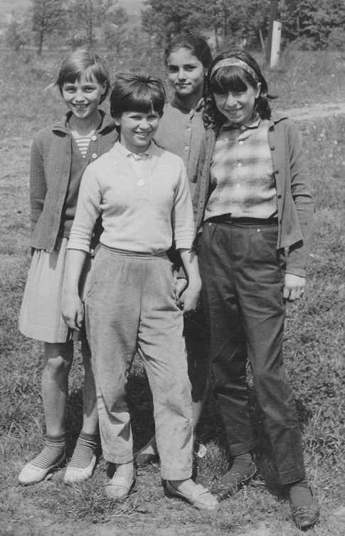 8c-VII. tříd. Jirkovská, Haková, Pazderová, Hendrychová - kopie